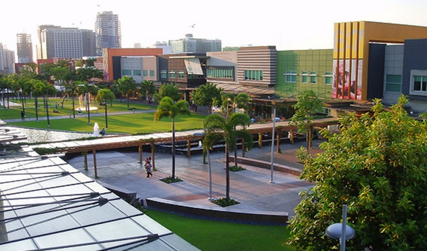 manila bonifacio global city mall